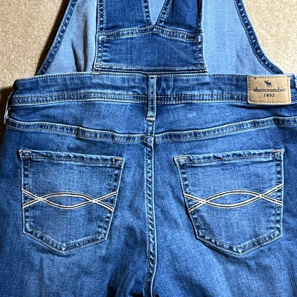 Abercrombie Kids Girls 15/16 Blue Denim Distressed Overalls Long Leg Jeans - Picture 9 of 10